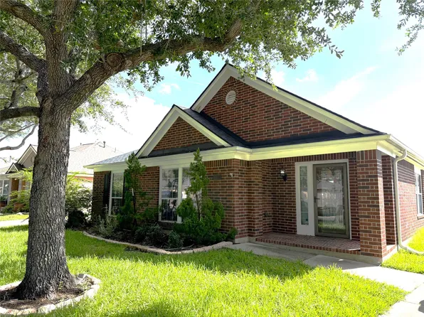 3906 Eastland Lake Dr, Richmond, TX 77406