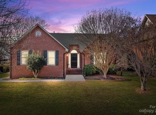 1131 Thoroughbred Pl NW, Concord, NC 28027