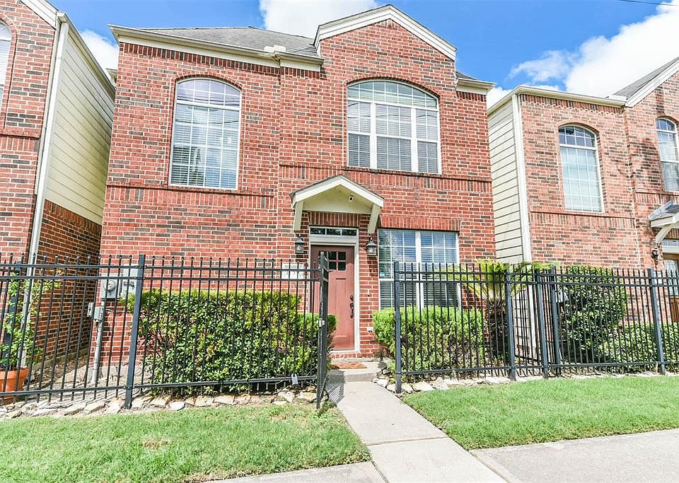 Welcome Home to 1759 Aden Drive in popular Eado!