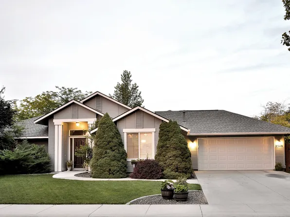 2340 N Warwick Ave, Meridian, ID 83646