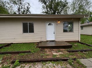 1782 W Grapevine Dr, Ozark, MO 65721