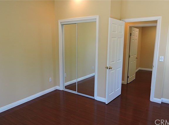 5th image of 532 E F St