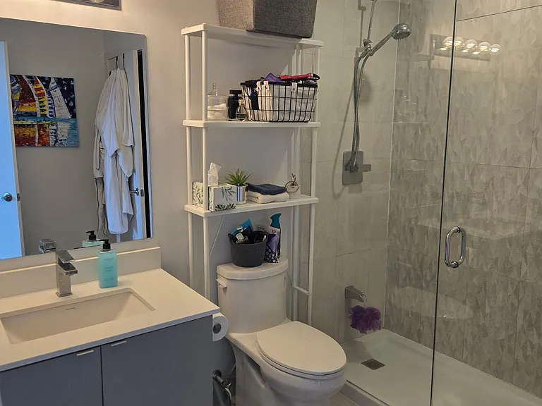 630 Greenwood Ave #304 — Photo 10