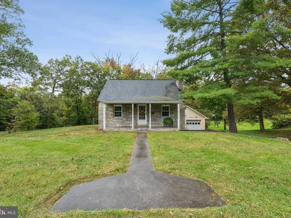 1715 Strasburg Rd, Front Royal, VA 22630