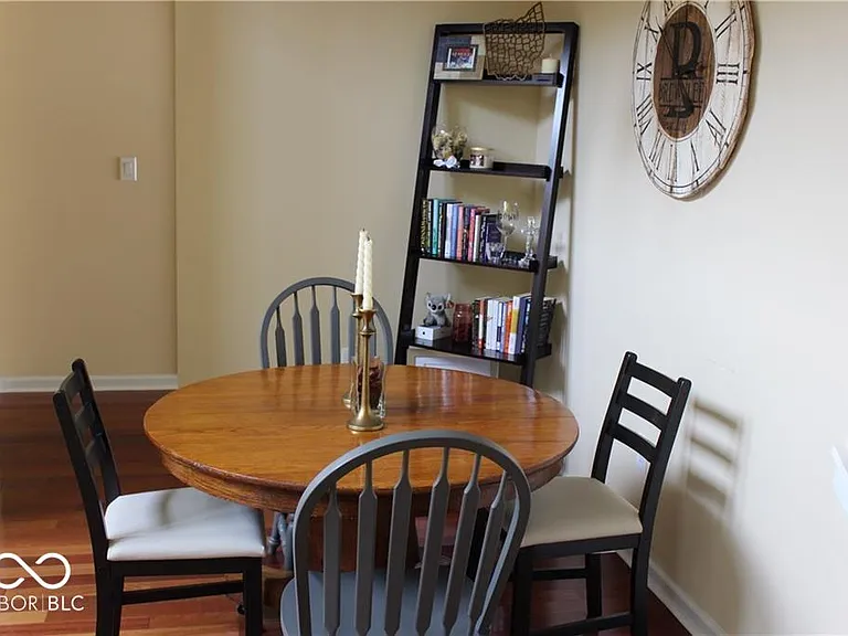 5664 Polk Dr — Photo 6