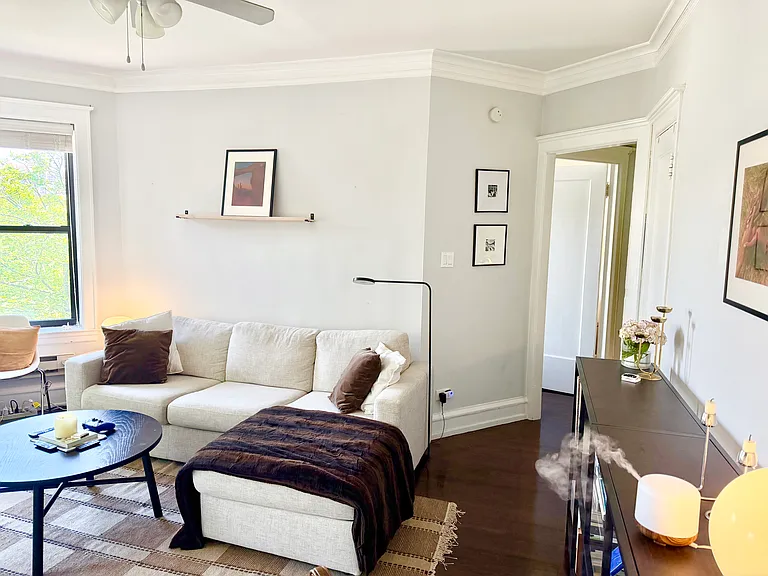 915 W Sheridan Rd #24 — Photo 10