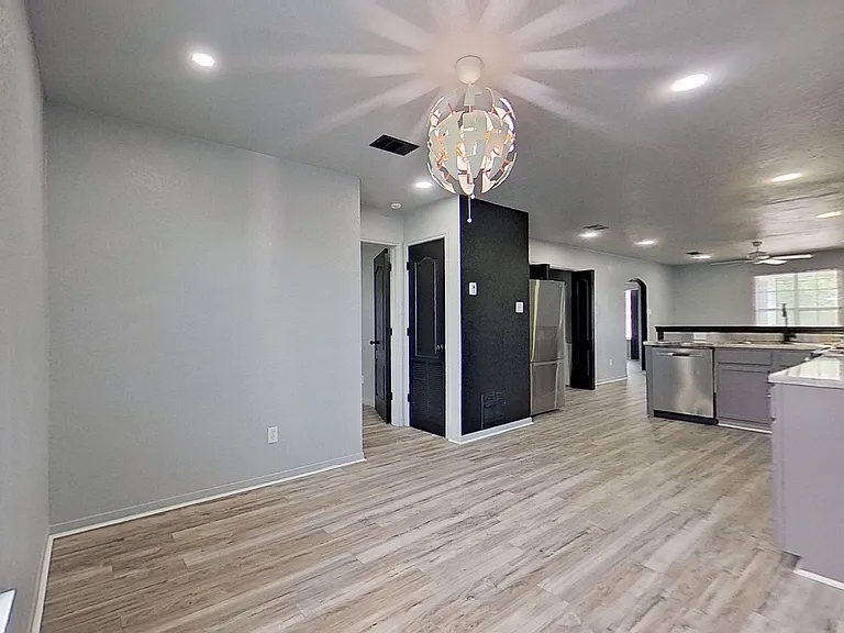 2315 Terrace Dr #D — Photo 9