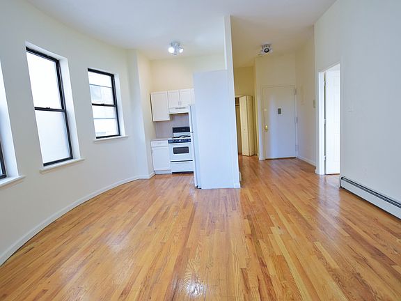 2nd image of 404 Clinton Ave #Aa