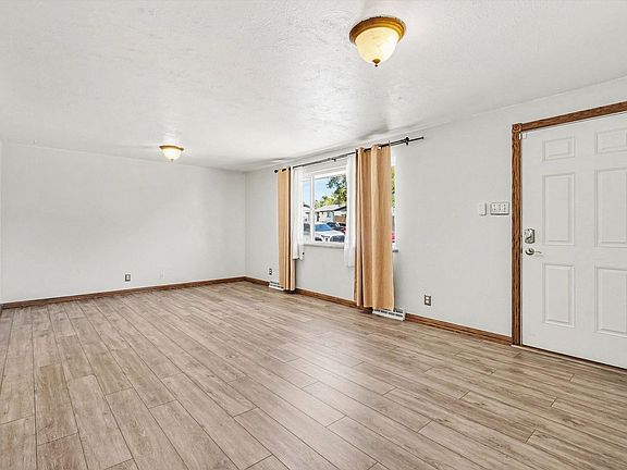 2nd image of 6881 Fox Way