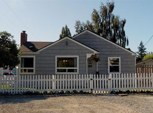 215 N Wall St, Mount Vernon, WA 98273