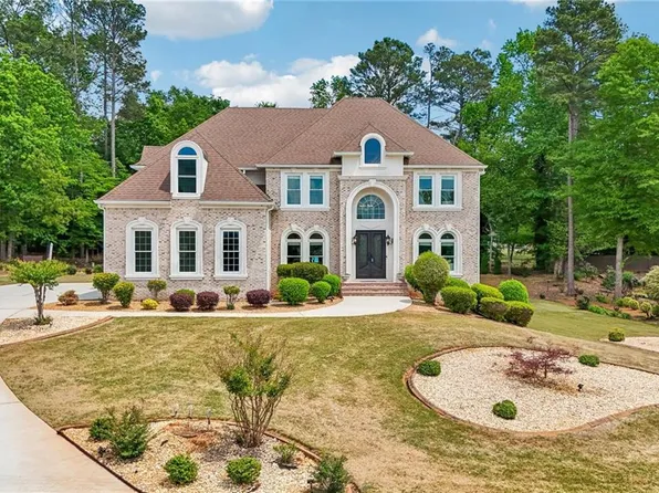 210 Fox Glove Dr, Covington, GA 30016