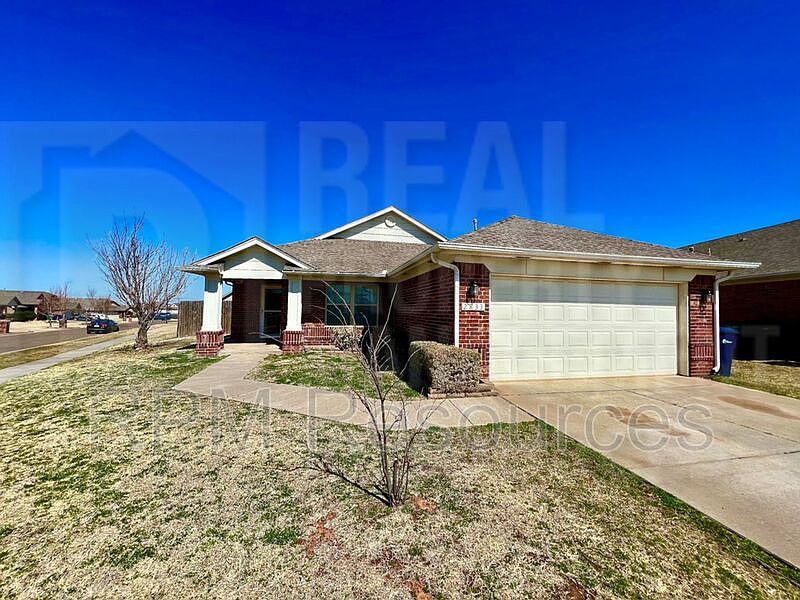 1st image of 2833 NW 182nd St