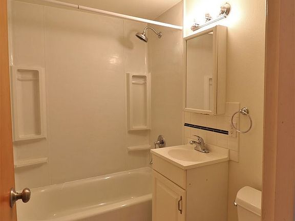 5th image of 1603 NW 85th St #10392316