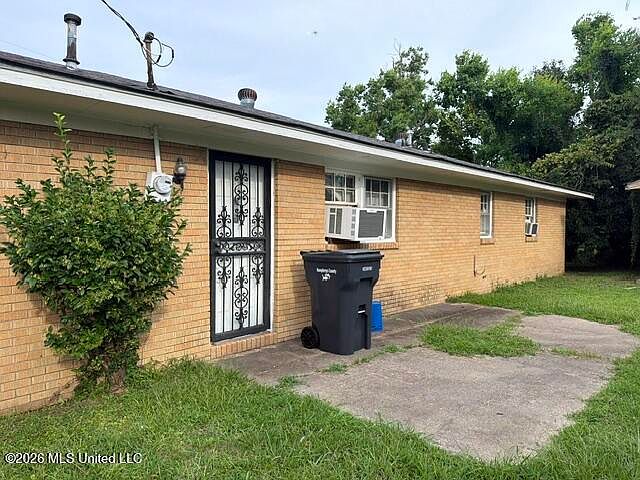 1st image of 801 Pine St