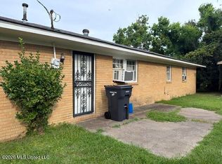801 Pine St, Belzoni, MS 39038