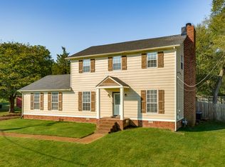 3748 Priest Lake Dr, Nashville, TN 37217