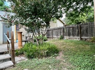 1900 Glen Allen St APT C, Austin, TX 78704