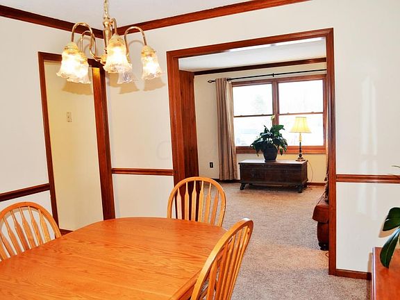 5th image of 73 Fabius Way SW