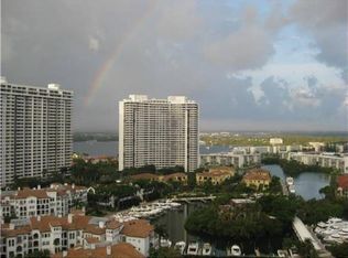 4000? W Island Blvd #903, Aventura, FL 33160