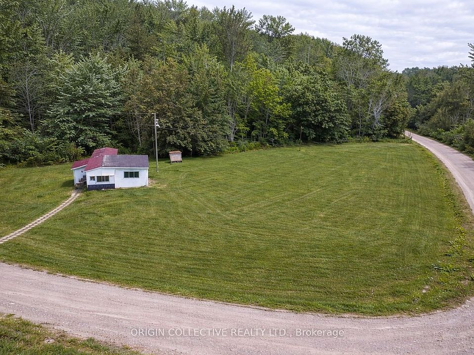 1st image of 590A Lake Nipissing Rd