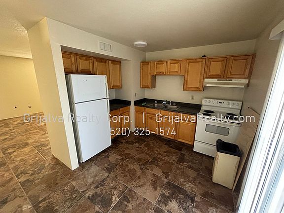 4th image of 3801-3807 S Queen Palm Dr #3803