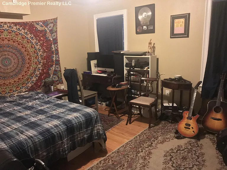 19 Calvin St #1 — Photo 9