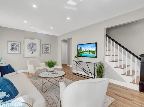 10914 214th Street, Queens Village, NY 11429