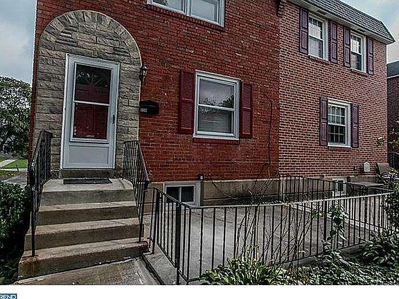 3rd image of 959 Bryan St