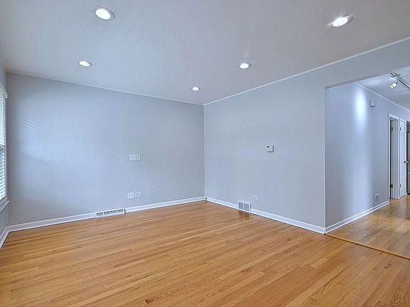 4th image of 4109 N Menard Ave