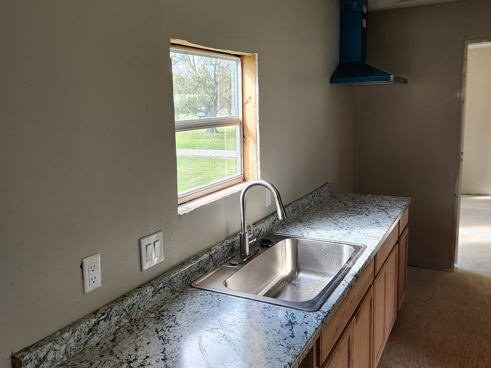 2nd image of 14759 Fm 1663 Rd