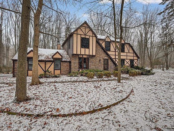 3rd image of 4330 Cornell Rd