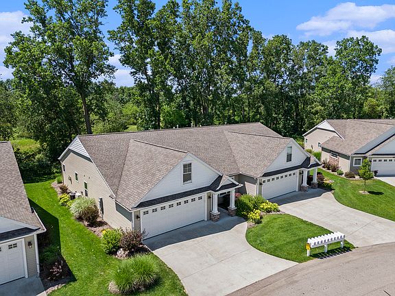 3rd image of 11494 S Lake Dr Unit 120