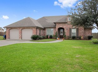 265 Grand Lake Dr, Arnaudville, LA 70512