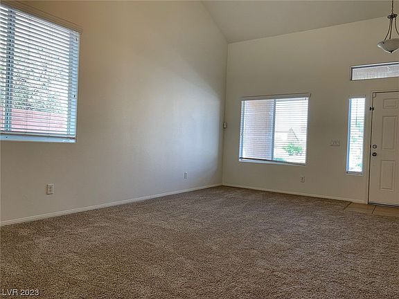 5th image of 6304 Sereno Springs St #0
