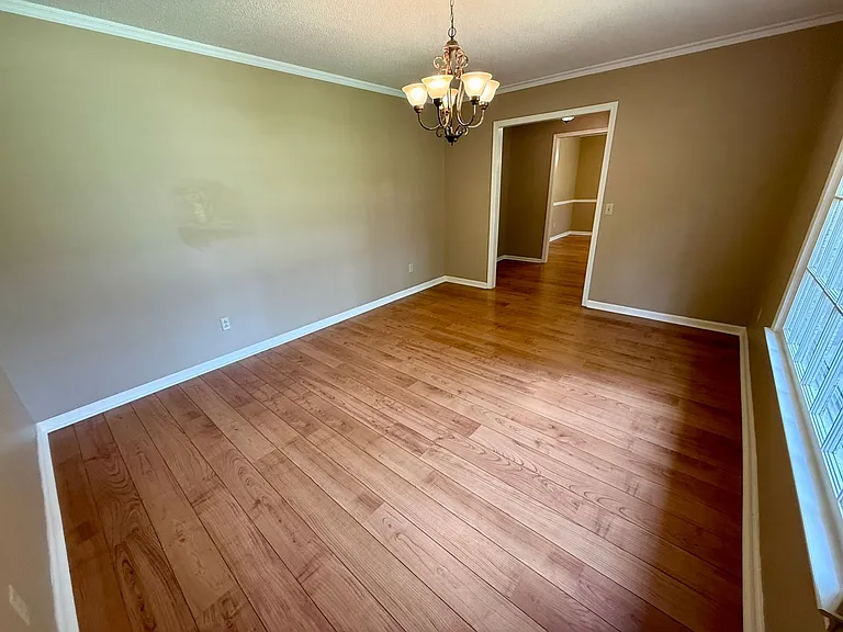 2370 Clematis Trl — Photo 3