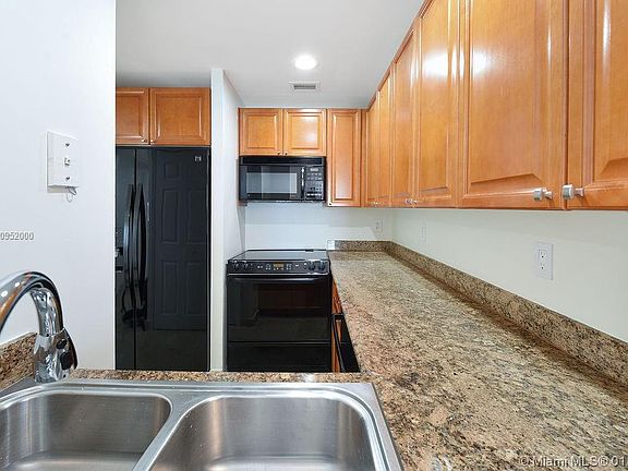 3rd image of 671 Biltmore Way APT 403
