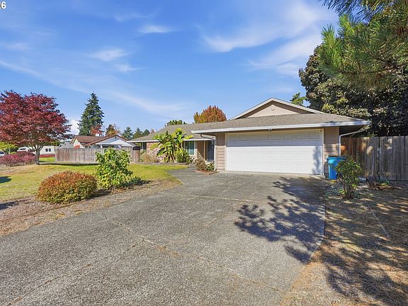 3rd image of 14304 SE 14th St