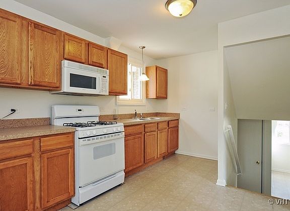 4th image of 333 Serena Dr