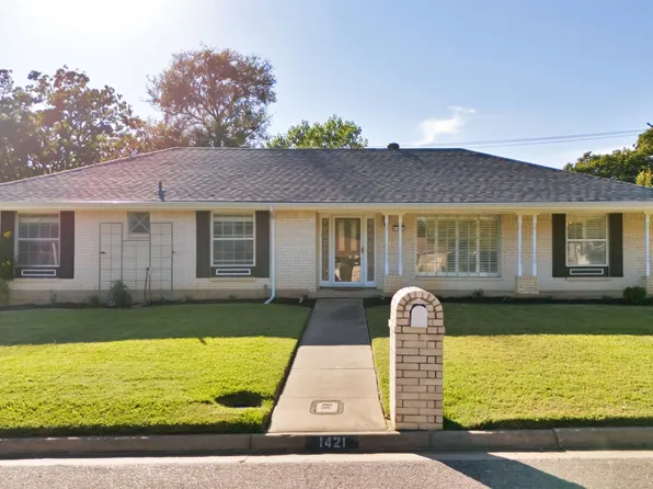 1421 Wade Dr, Bedford, TX 76022