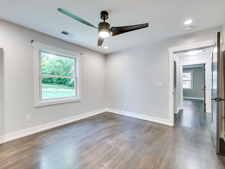 1421 Janie Ave — Photo 19