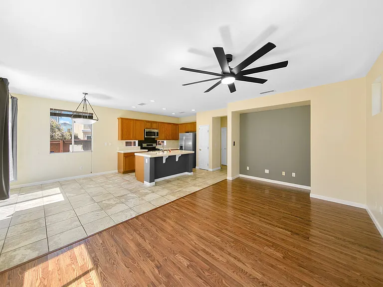 3235 Marrissey Ln — Photo 22