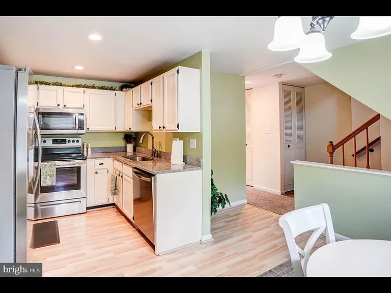 19517 Wootton Ave — Photo 7