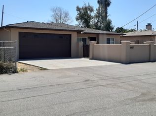 9657 Maccool Ln, Santee, CA 92071