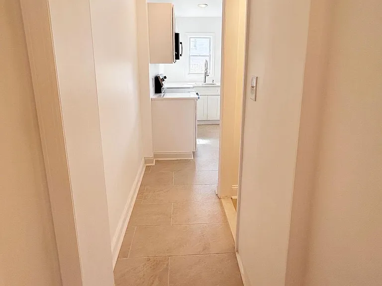 3047 Coral St — Photo 5
