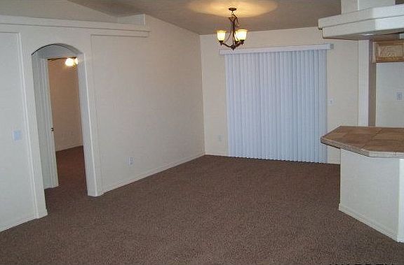 3rd image of 102 Nelson Ln