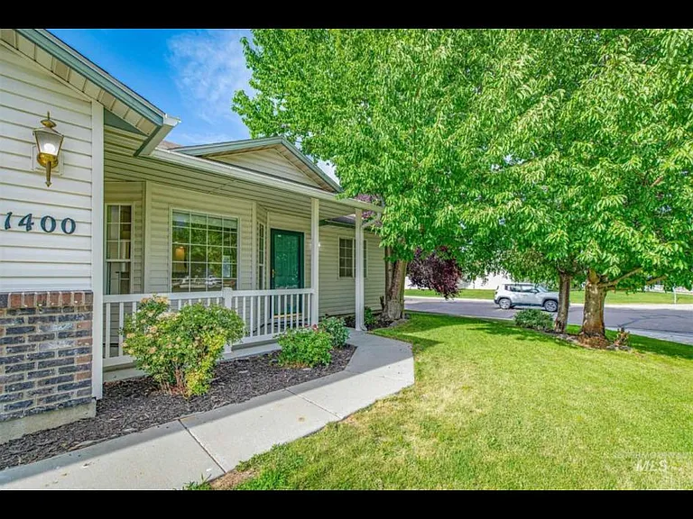 1400 W Hasket Ct — Photo 16