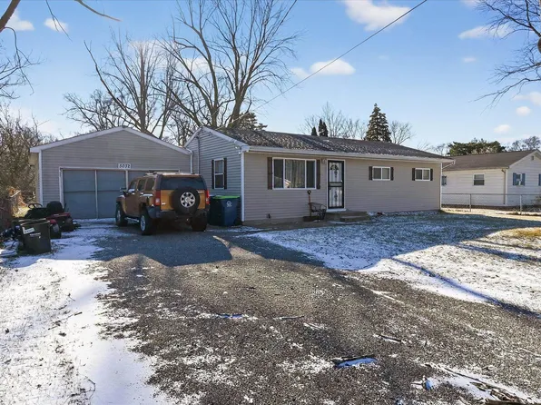 5032 Akron St, Saginaw, MI 48601