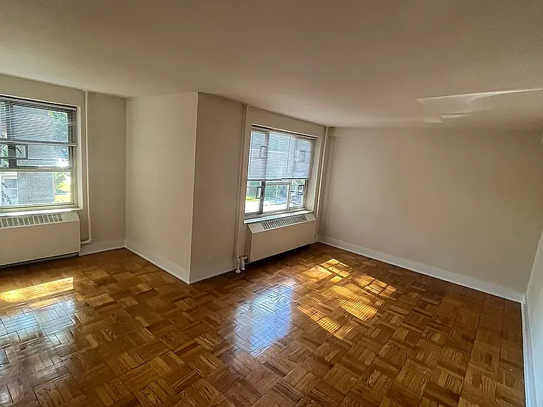 192-45B 71st Cres #2A — Photo 3