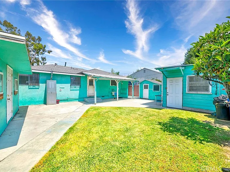 10107 Eduardo Ave — Photo 12
