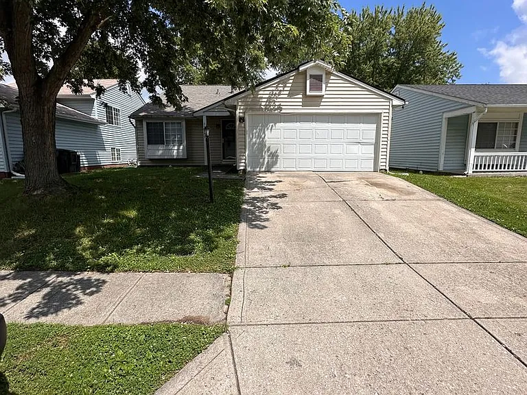 11040 Wismar Dr — Photo 2